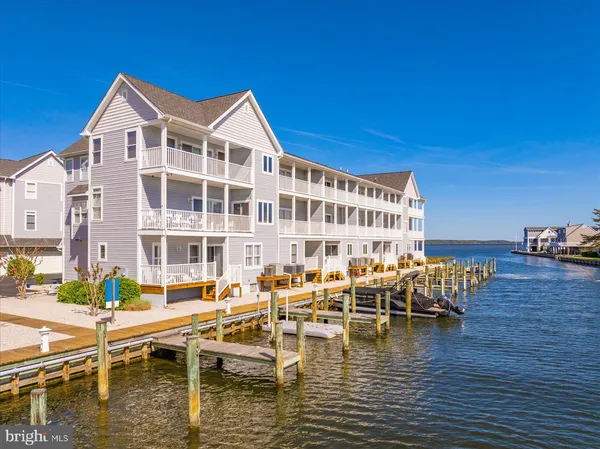 $1,199,990 | 39078 Beacon Drive, Unit 18, Fenwick Island, DE 19944