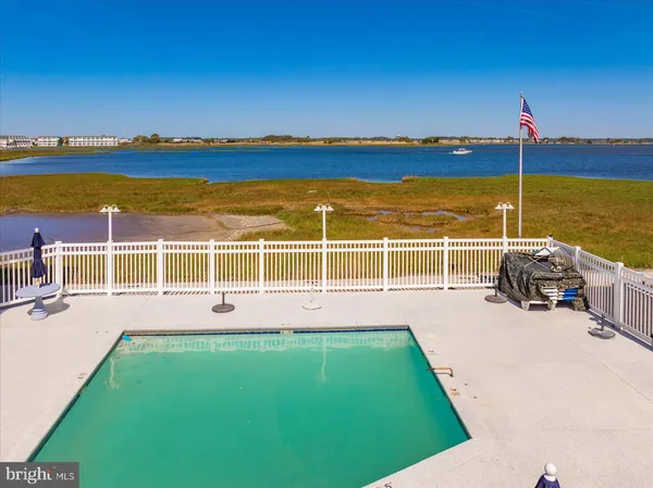 $1,199,990 | 39078 Beacon Drive, Unit 18, Fenwick Island, DE 19944