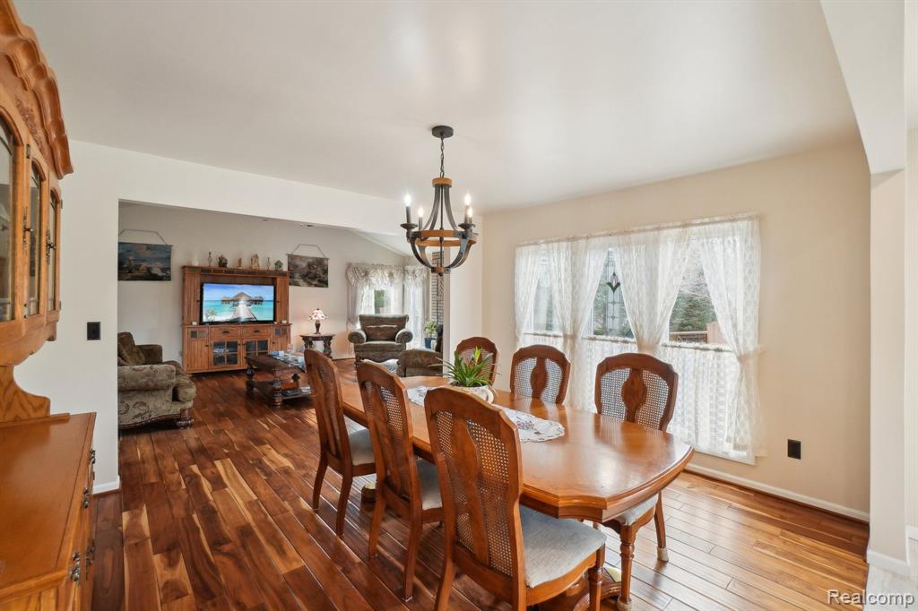 2138 Kennedy Drive Rochester Hills, MI 48309 - Photo 8 of 63