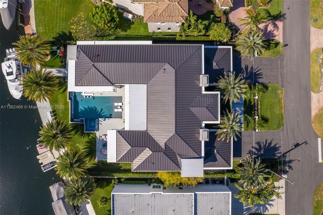 $12,000,000 | 3101 Northeast 27th Avenue, Lighthouse Point, FL 33064