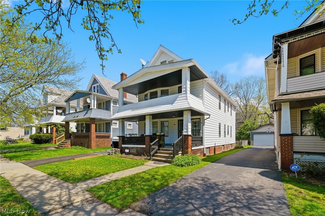829 Helmsdale Road Cleveland, OH 44112 - Photo 26 of 26