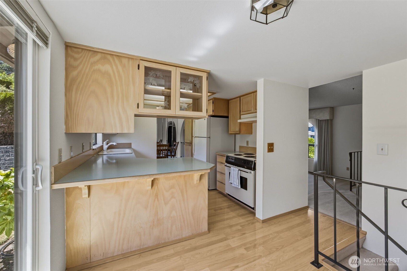 611 Southwest 293rd Street Federal Way, WA 98023 - Photo 10 of 40