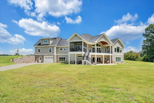 $1,490,000 | 737 Camellia Place, Moneta, VA 24121