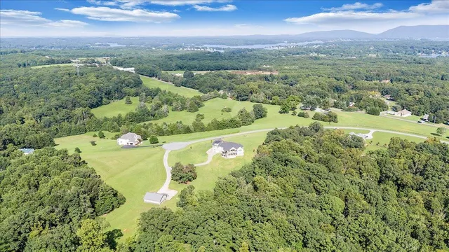 $1,490,000 | 737 Camellia Place, Moneta, VA 24121