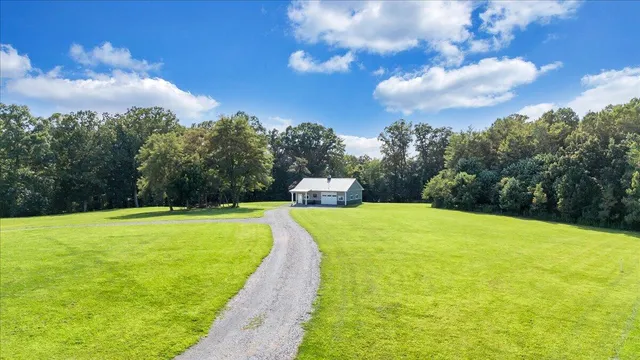 $1,490,000 | 737 Camellia Place, Moneta, VA 24121