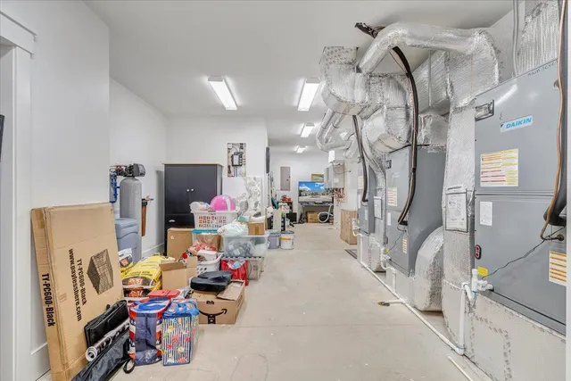 $1,490,000 | 737 Camellia Place, Moneta, VA 24121