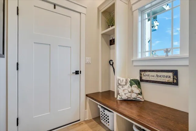 $1,490,000 | 737 Camellia Place, Moneta, VA 24121