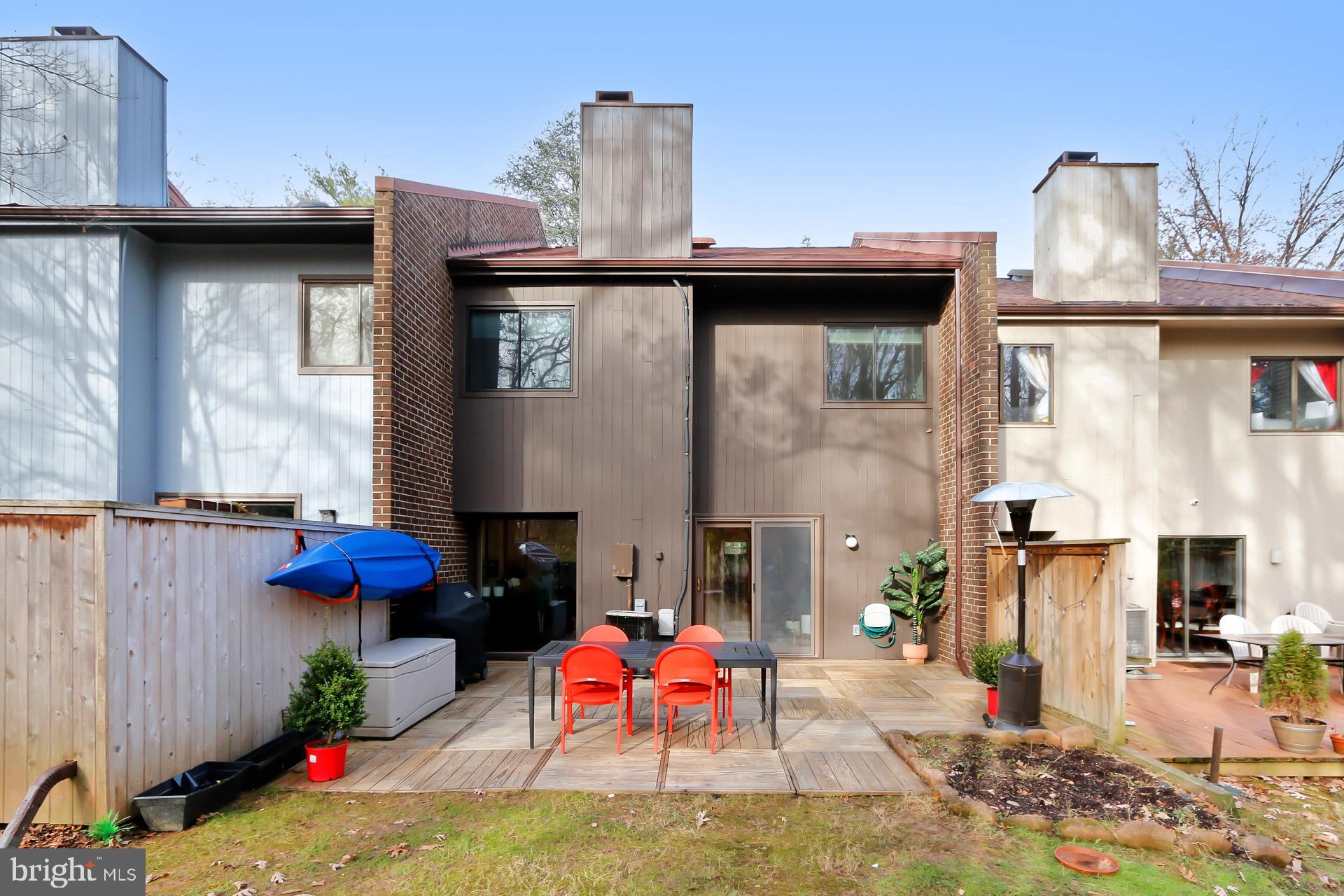 2021 Approach Lane Reston, VA 20191 - Photo 46 of 58