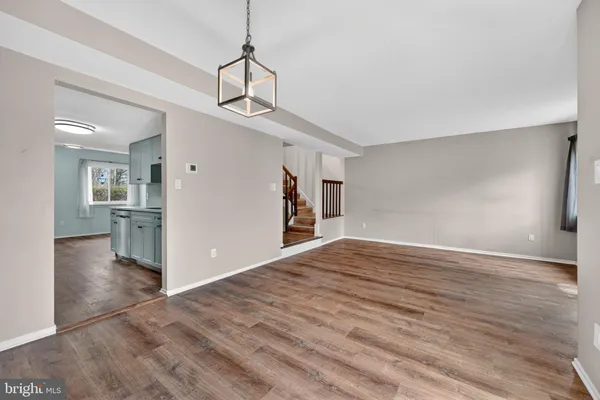 $540,000 | 8570 Gwynedd Way, Springfield, VA 22153