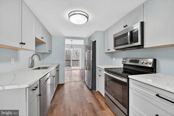 $540,000 | 8570 Gwynedd Way, Springfield, VA 22153