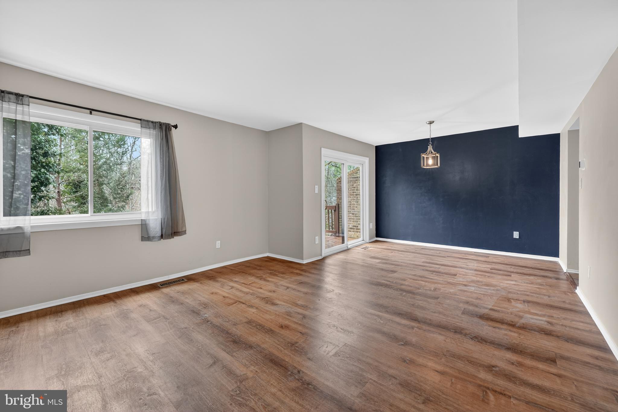 8570 Gwynedd Way Springfield, VA 22153 - Photo 8 of 37 Gallery Image 8