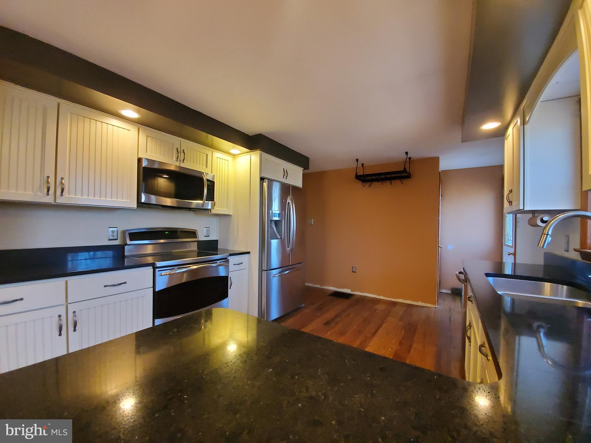 4742 Coxey Brown Road Frederick, MD 21702 - Photo 5 of 33 Gorgeous designer counters. Stainless appliances.