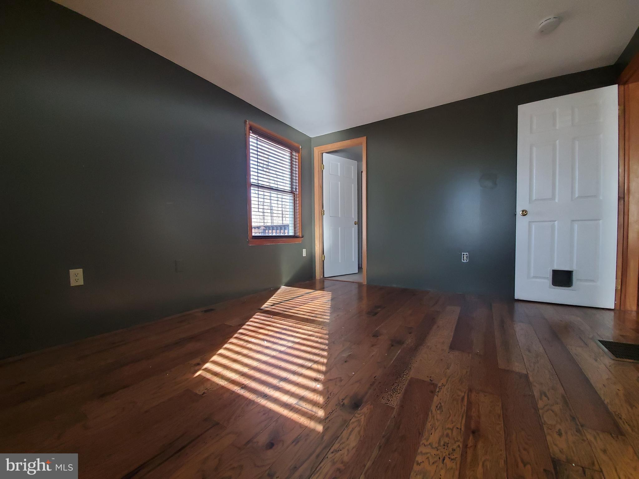 4742 Coxey Brown Road Frederick, MD 21702 - Photo 10 of 33 Master suite with private half bath.