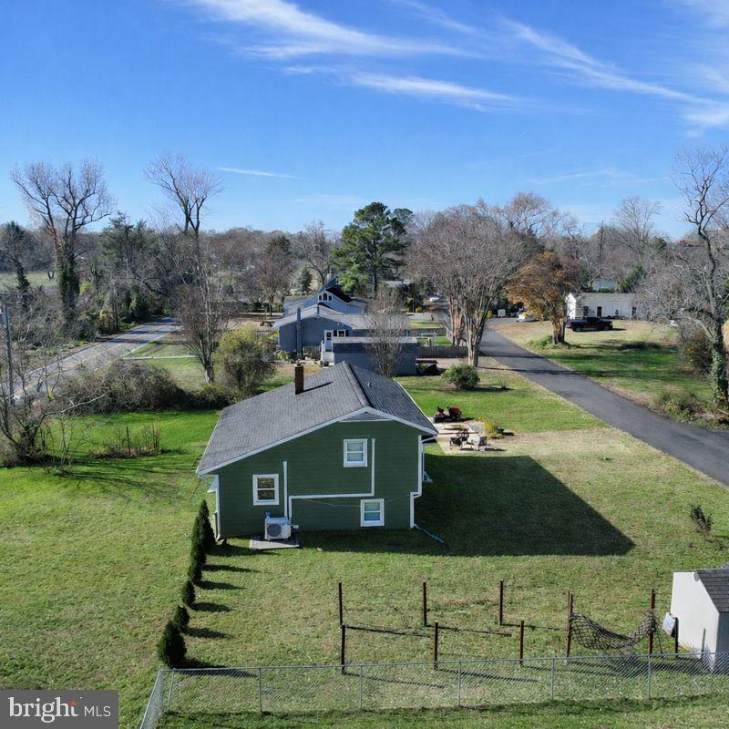 226 Maryland Way Edgewater, MD 21037 - Photo 3 of 30 a view of a house with a yard