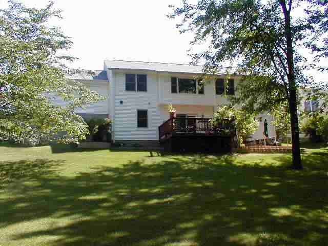 1909 Quail Hollow Road Pekin, IL 61554 - Photo 9 of 9 Gallery Image 9