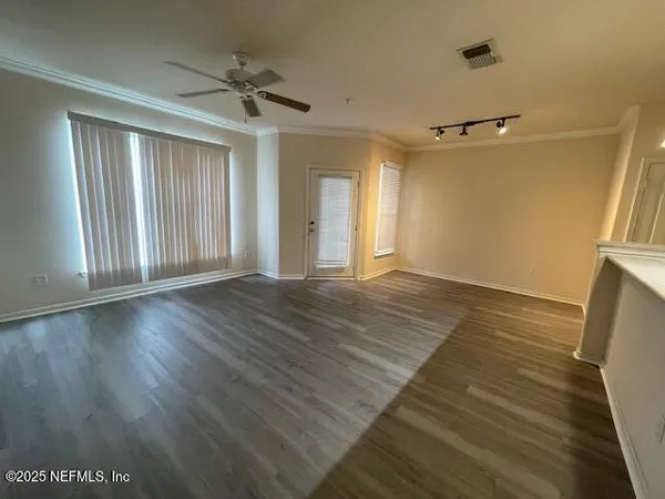 $1,175 | 8290 Gate Parkway West, Unit 310, Jacksonville, FL 32216