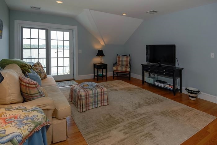 35 River Road New Castle, NH 03854 - Photo 20 of 39