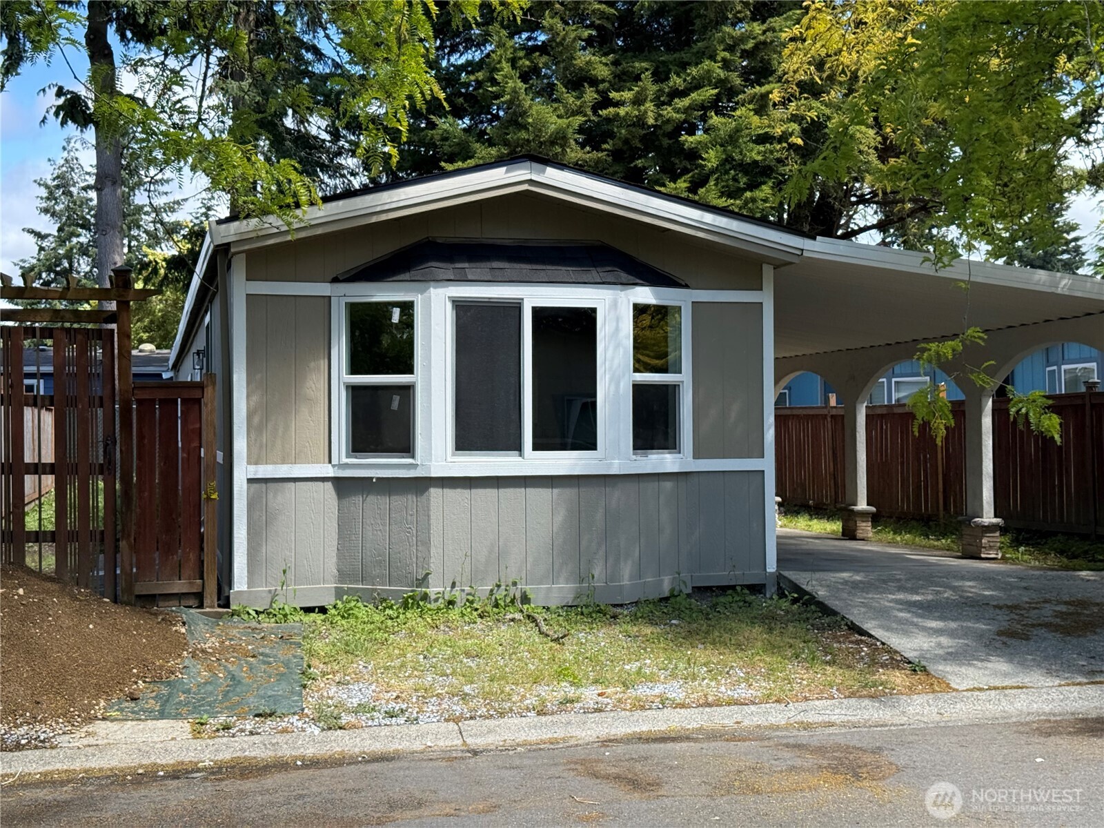 375 Union Avenue Southeast, Unit 20 Renton, WA 98059 - Photo 1 of 24
