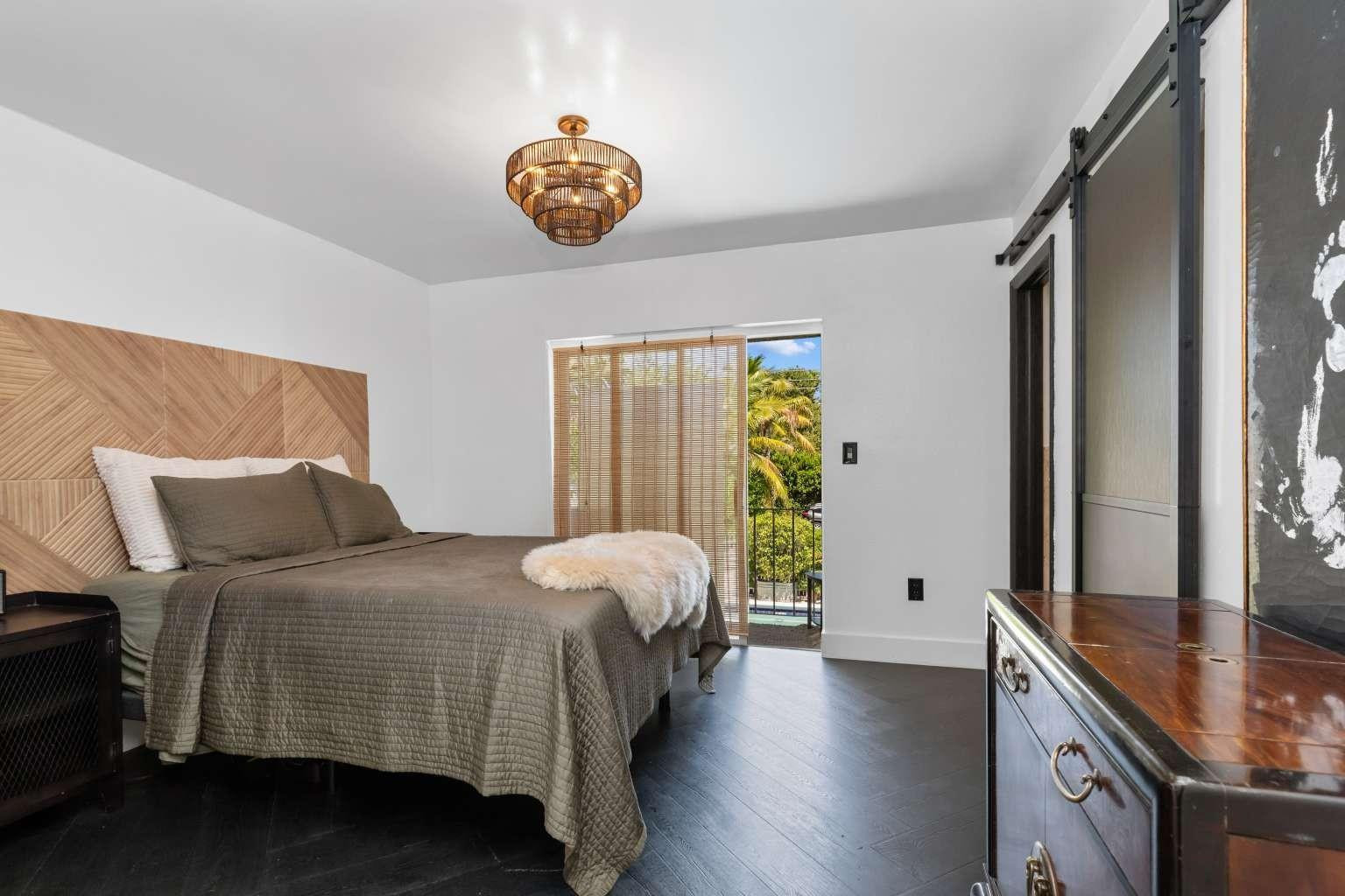 651 Northeast 60th Street, Unit 22 Miami, FL 33137 - Photo 5 of 12 Photo 5