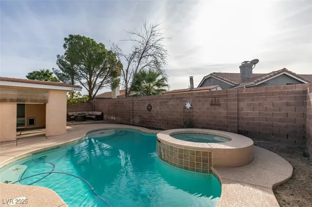 $2,802 | 362 Umbria Way, Henderson, NV 89014
