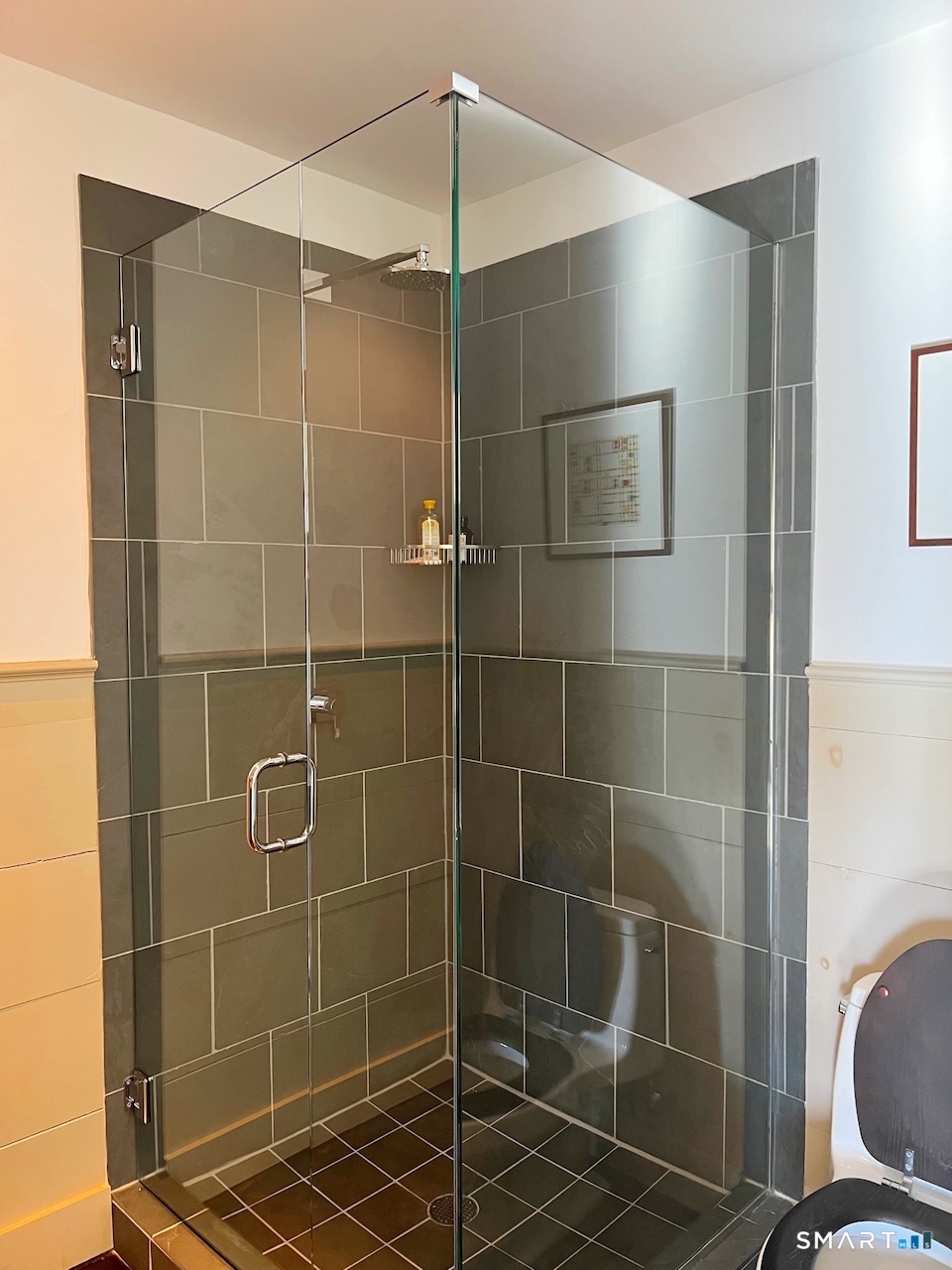 87 Beaver Dam Road Salisbury, CT 06068 - Photo 13 of 35 a bathroom with a shower