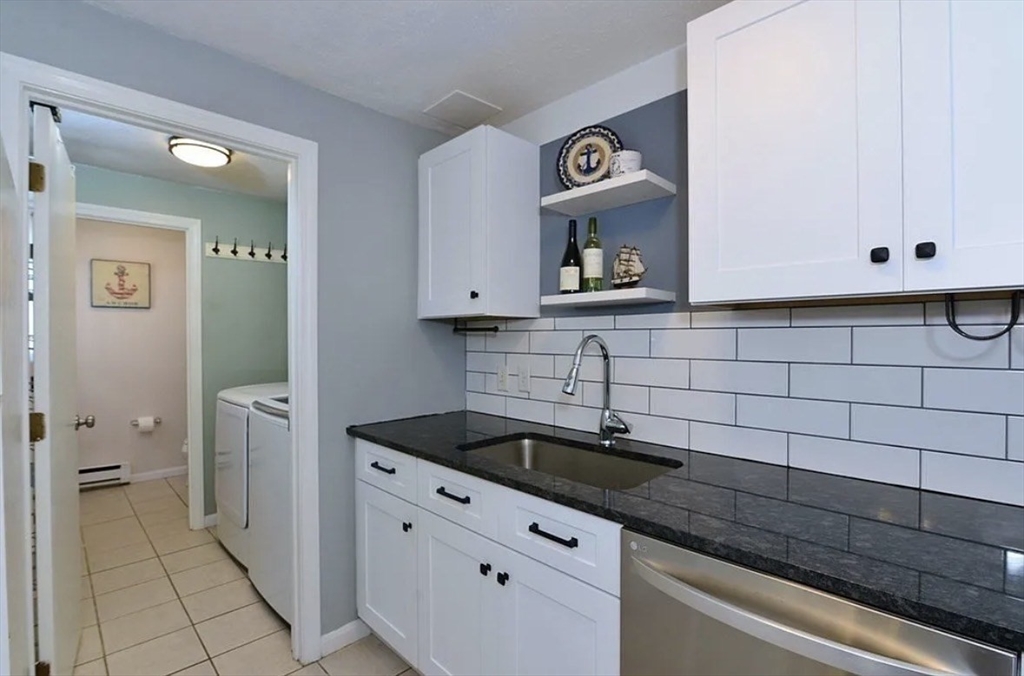 4 George Street, Unit 3 Plainville, MA 02762 - Photo 15 of 28