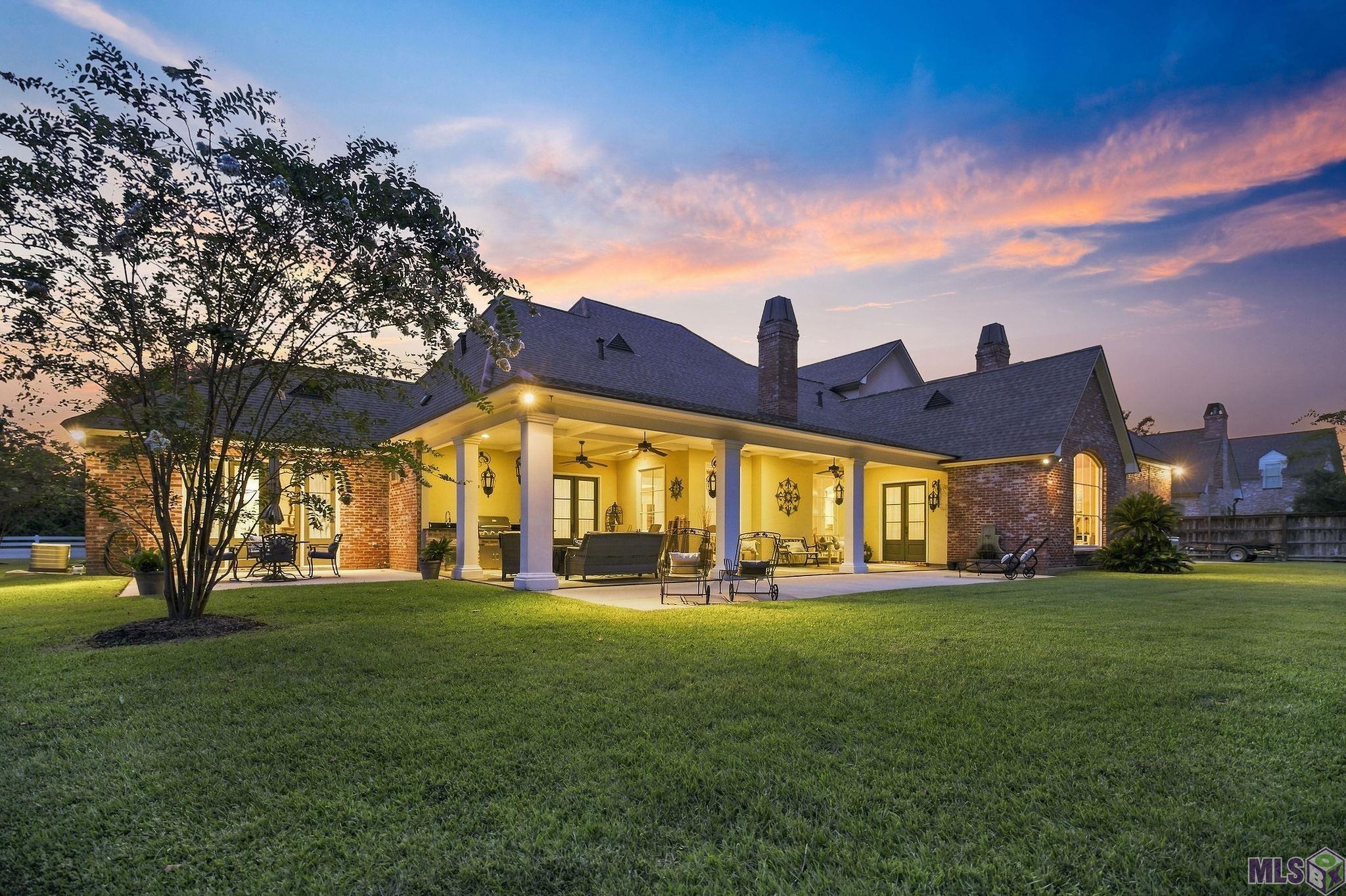 18764 Perkins Road Prairieville, LA 70769 - Photo 4 of 60 Gallery Image 4