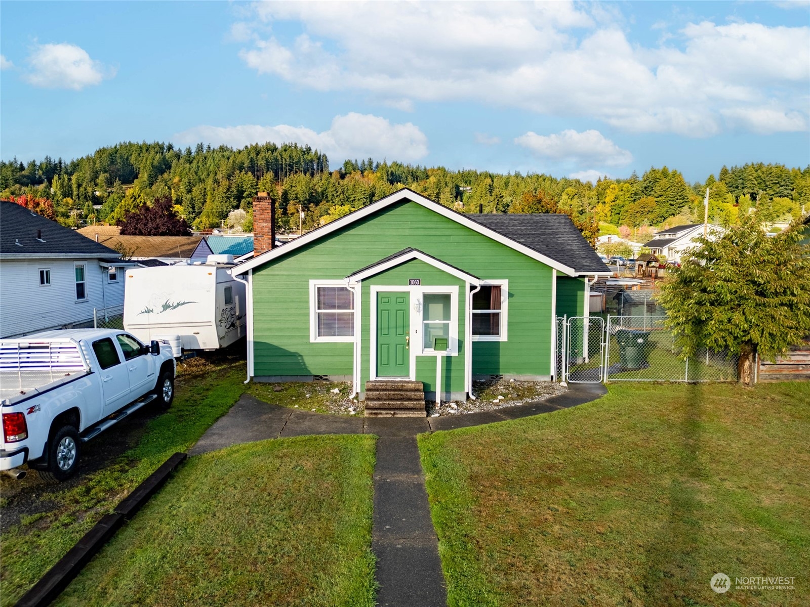 1060 Southwest Cascade Avenue Chehalis, WA 98532 - Photo 1 of 24 Gallery Image 1