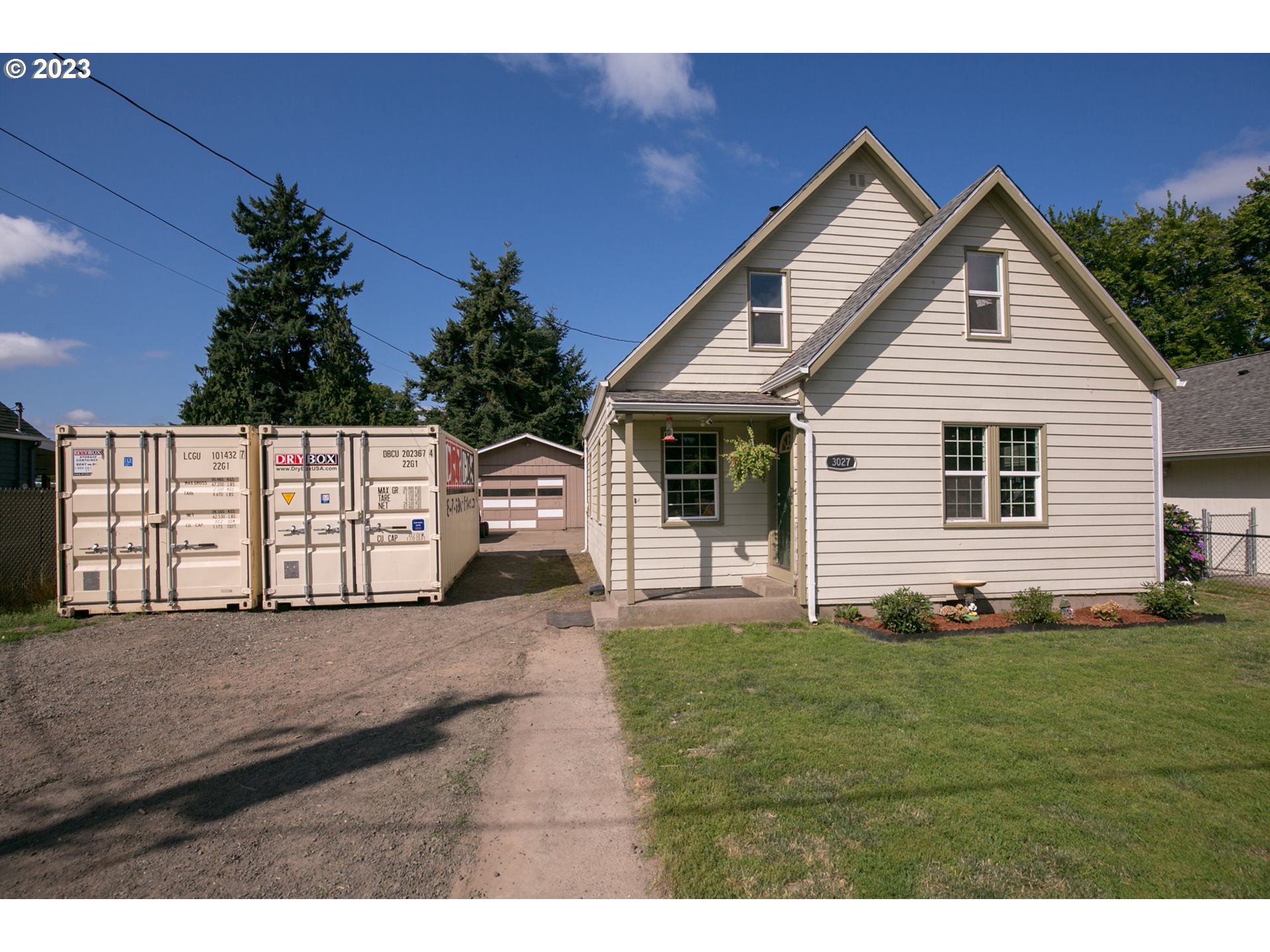 3027 Pershing Way Longview, WA 98632 - Photo 1 of 23 Gallery Image 1