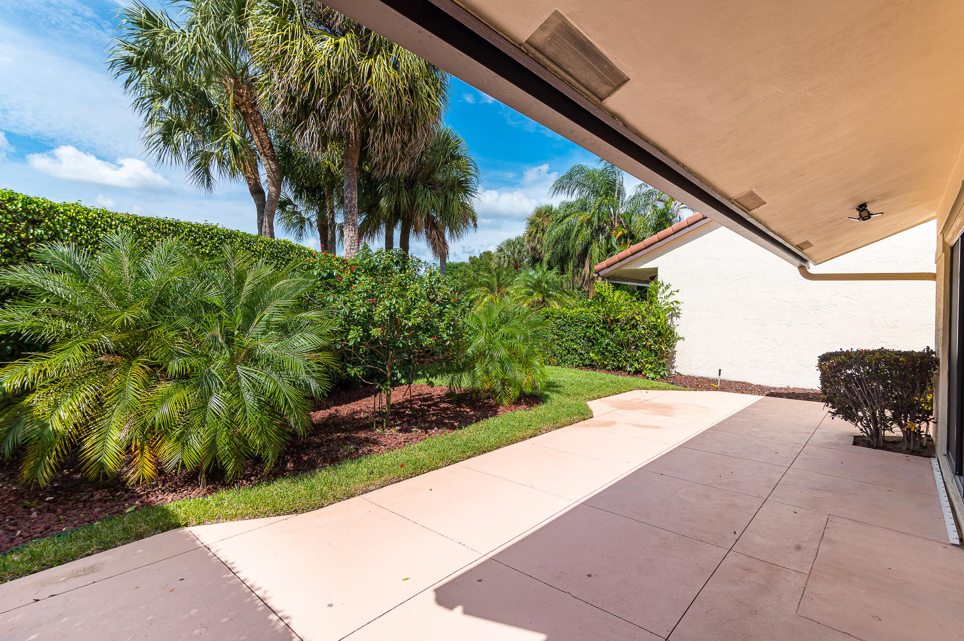 23061 Via Stel Boca Raton, FL 33433 - Photo 17 of 17 photo-20