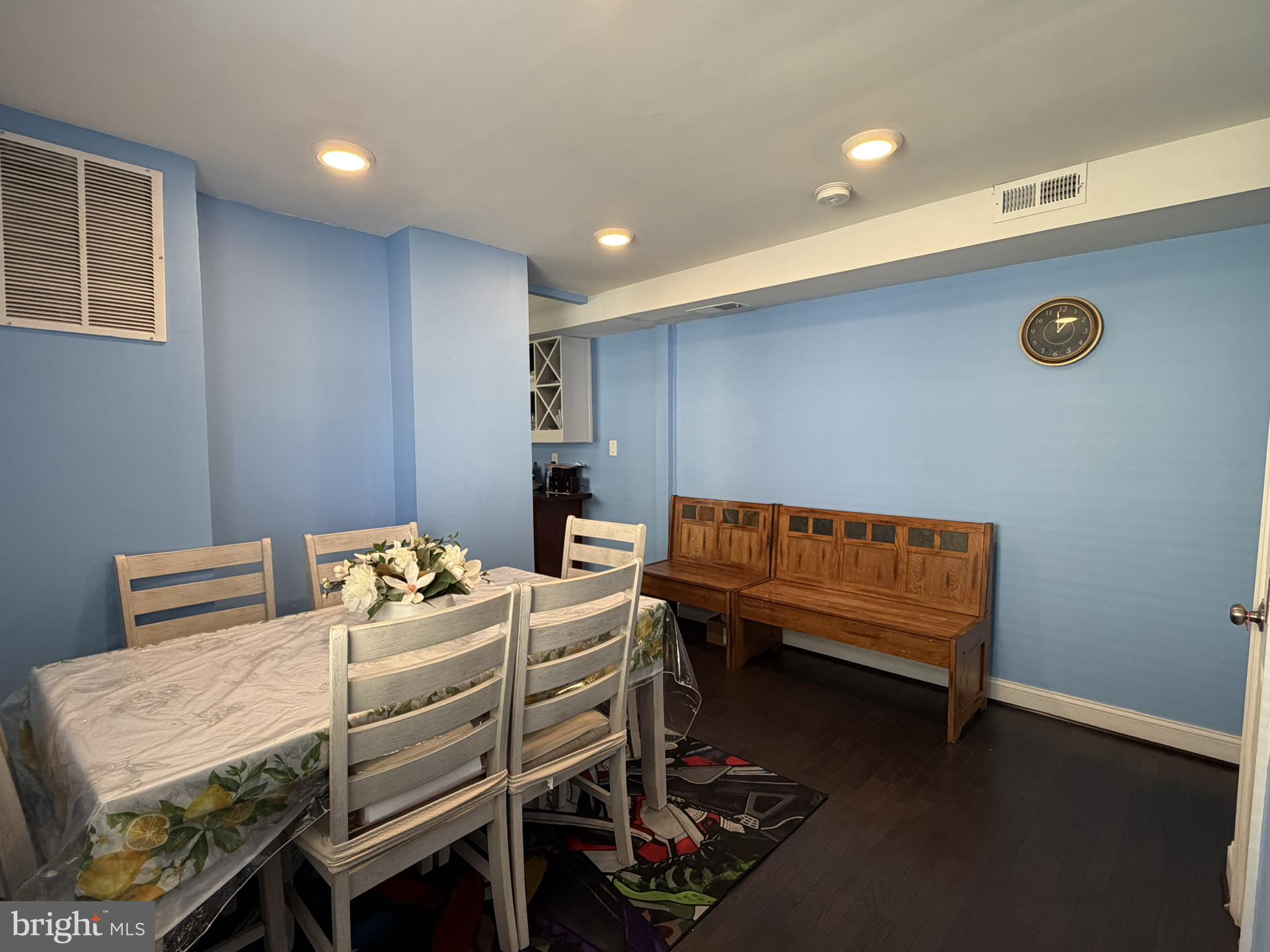 203 Sollers Point Road Dundalk, MD 21222 - Photo 4 of 16 Bright and inviting dining space.