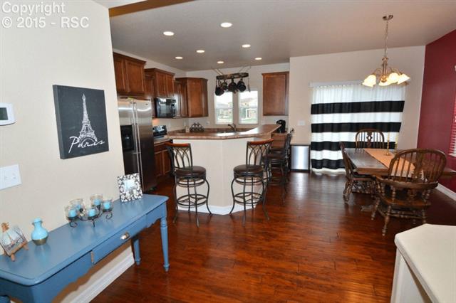 7825 Calabash Road Colorado Springs, CO 80908 - Photo 7 of 35