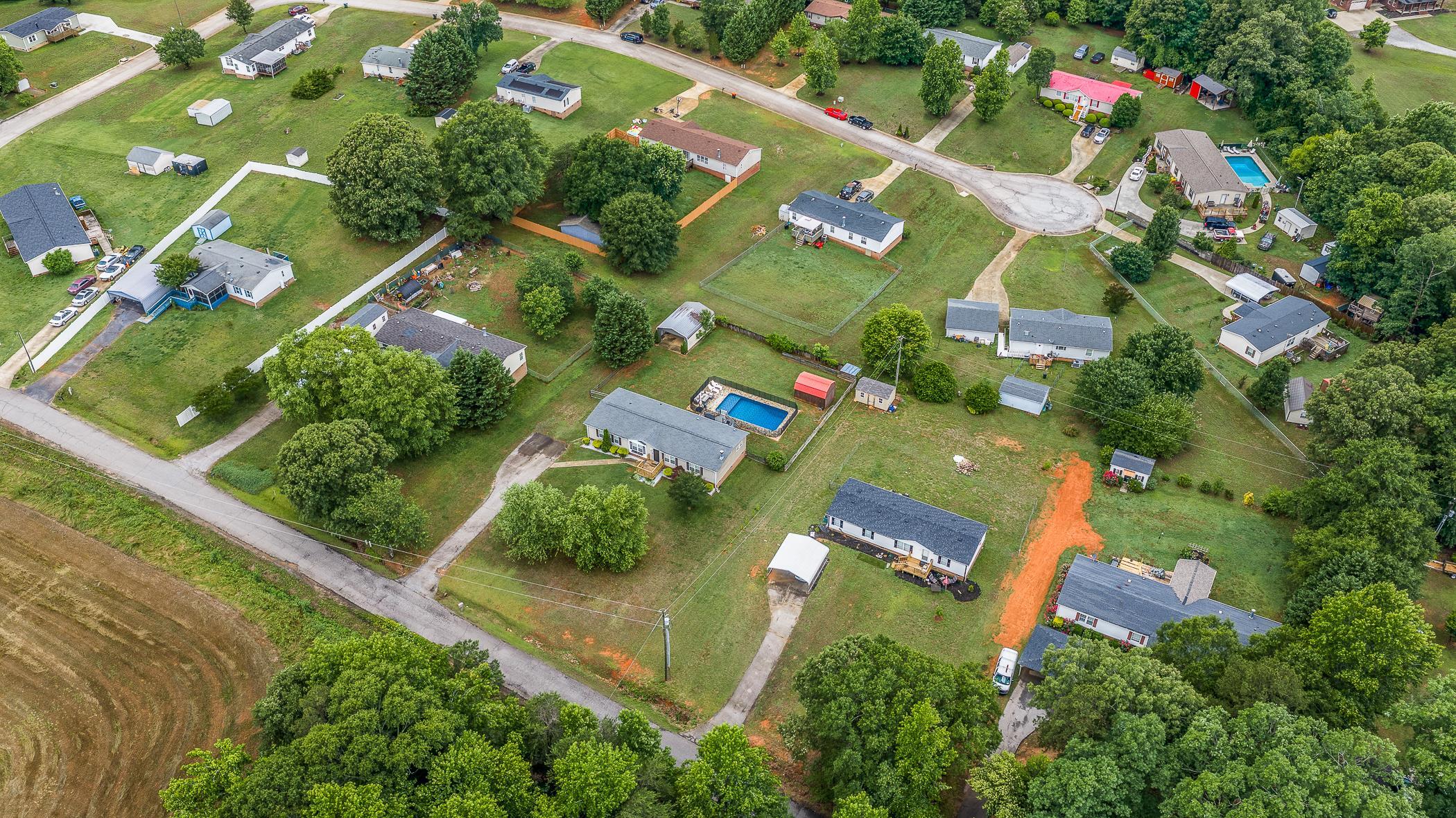247 Perry Road Greer, SC 29651 - Photo 36 of 41 Gallery Image 36