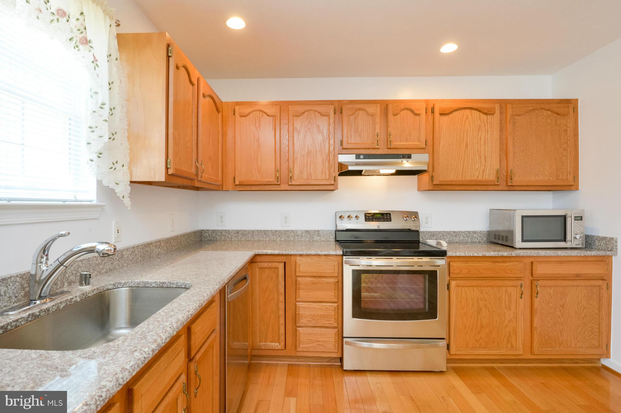 8012 Elizabeth Road Pasadena, MD 21122 - Photo 2 of 30 Kitchen