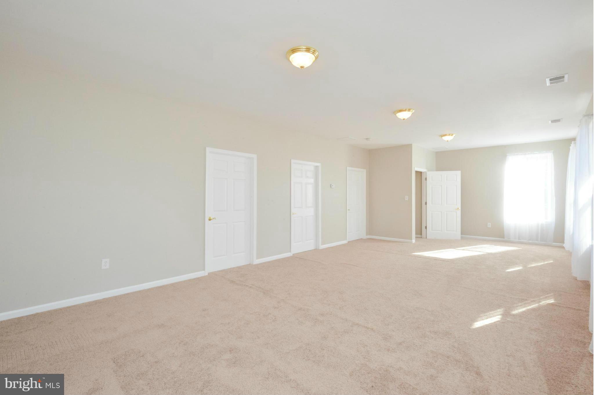 8012 Elizabeth Road Pasadena, MD 21122 - Photo 17 of 30 Family Room