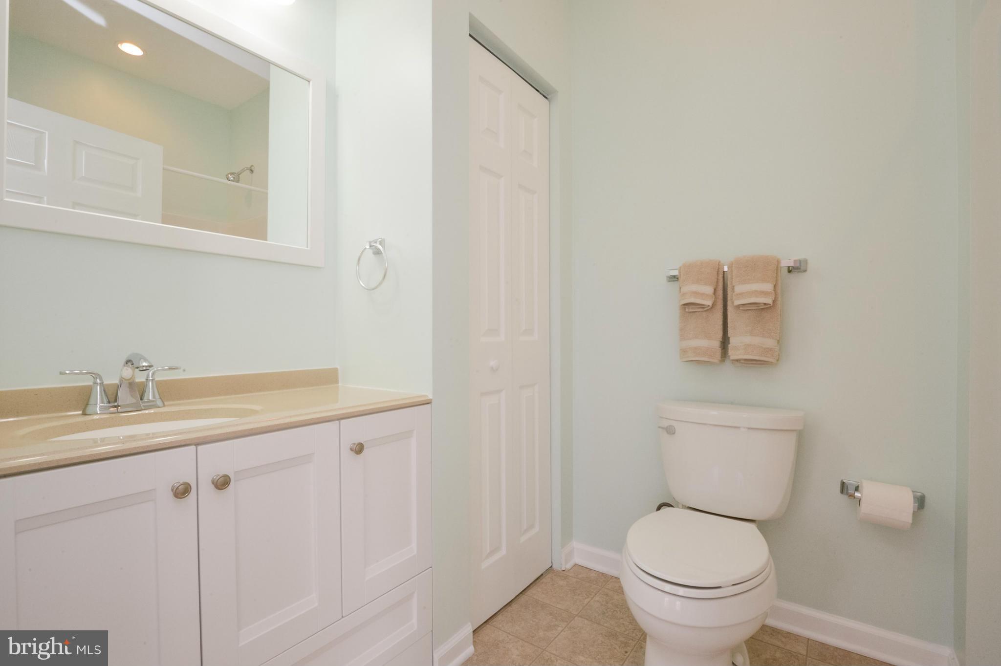8012 Elizabeth Road Pasadena, MD 21122 - Photo 22 of 30 Bath
