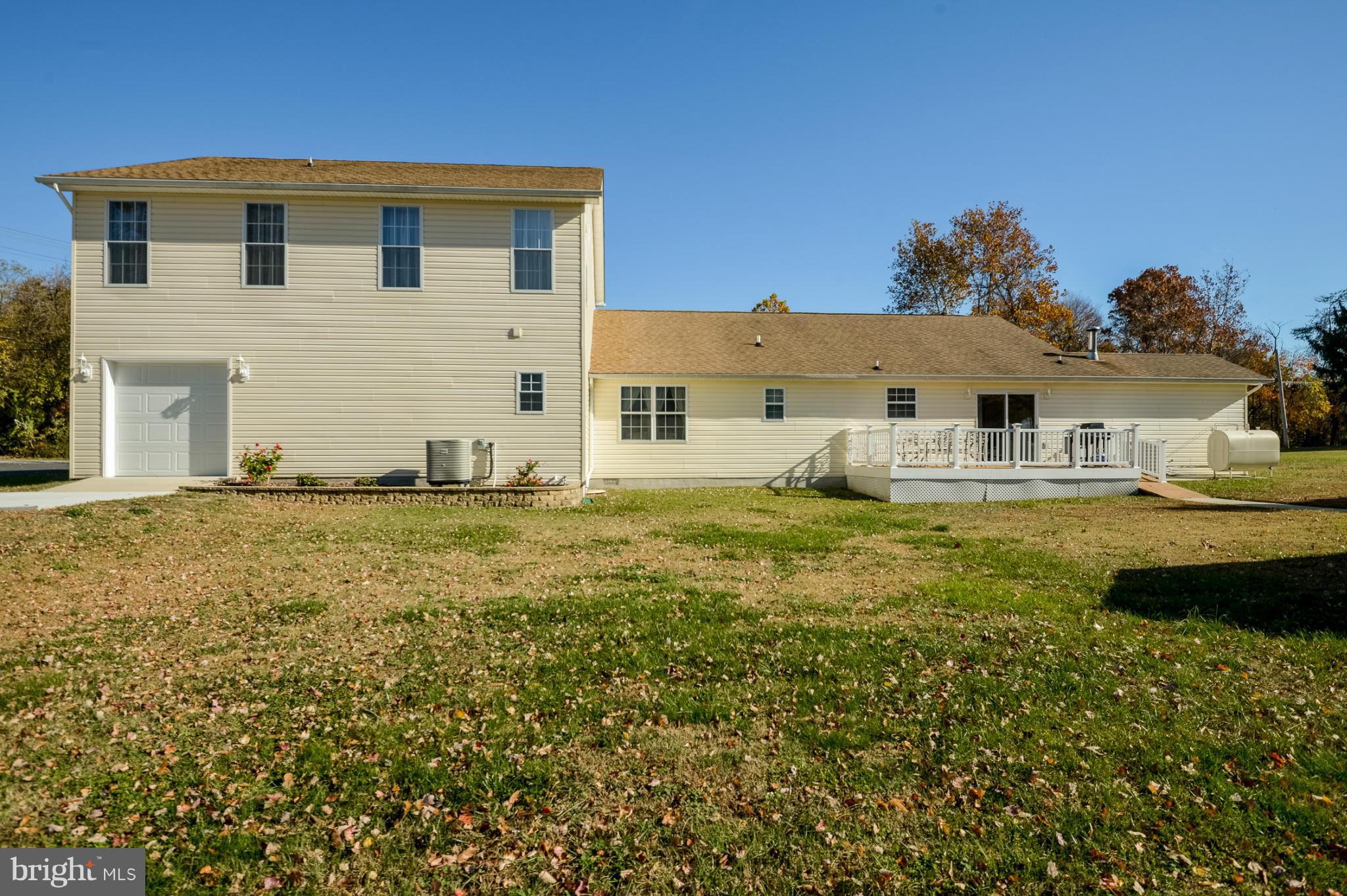 8012 Elizabeth Road Pasadena, MD 21122 - Photo 28 of 30 Exterior (Rear)