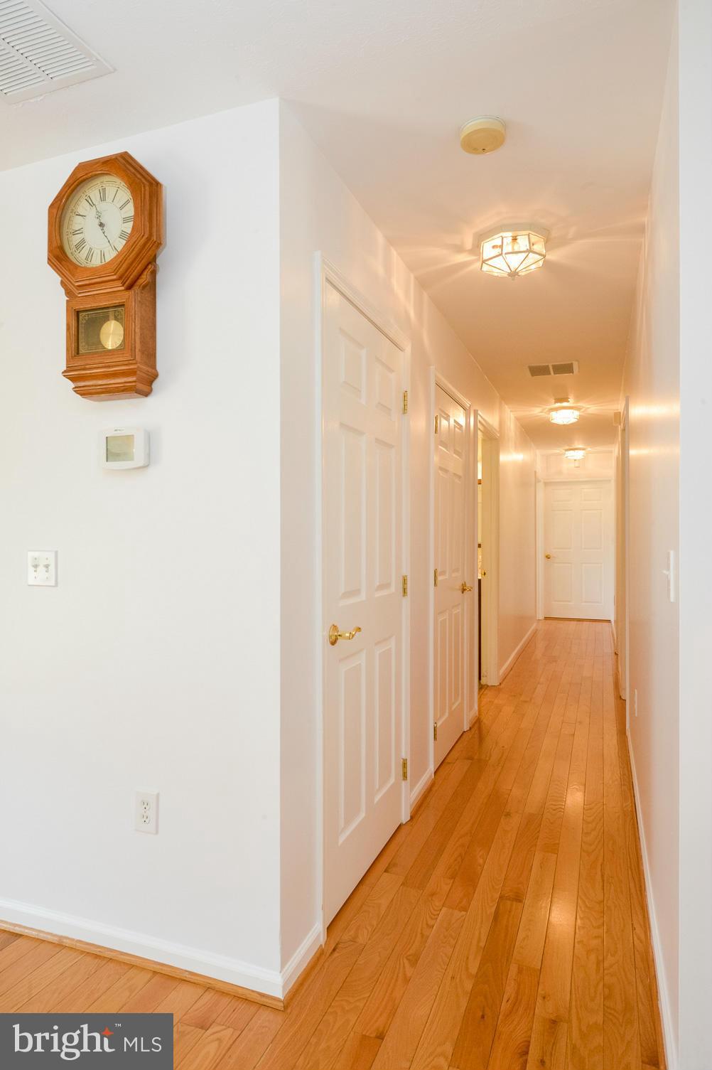 8012 Elizabeth Road Pasadena, MD 21122 - Photo 8 of 30 Interior (General)