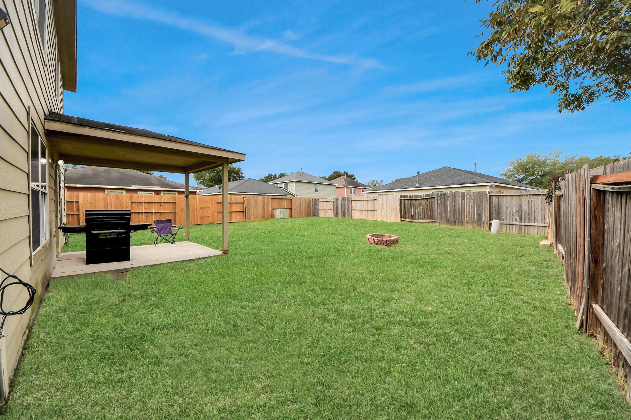 611 Remwick Drive Houston, TX 77073 - Photo 38 of 42 a view of house with backyard