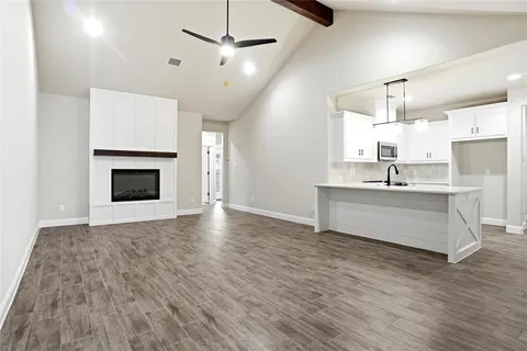 $339,500 | 205 Legacy Boulevard, Weatherford, TX 76085