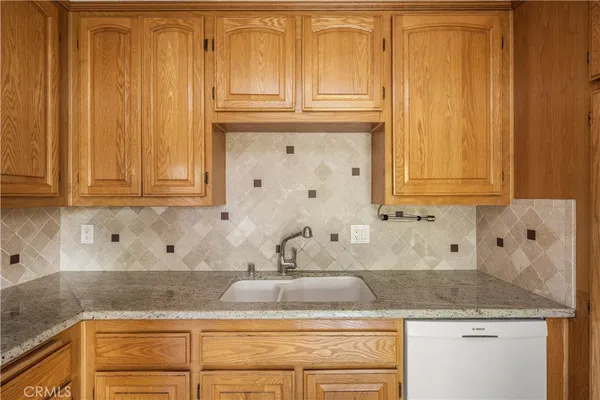 $625,000 | 21931 Rimhurst Drive, Unit 117, Lake Forest, CA 92630