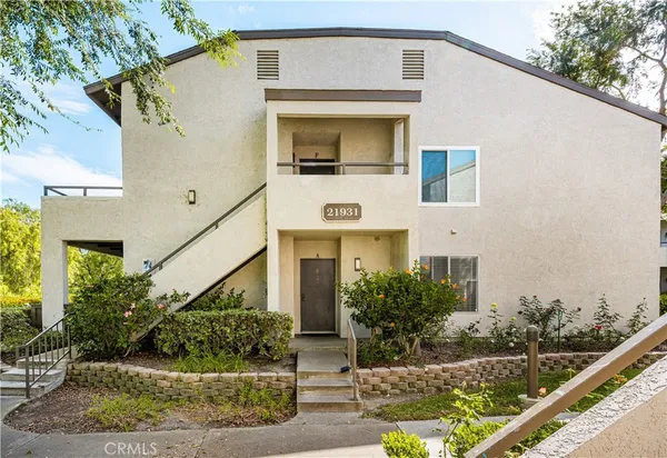 $625,000 | 21931 Rimhurst Drive, Unit 117, Lake Forest, CA 92630