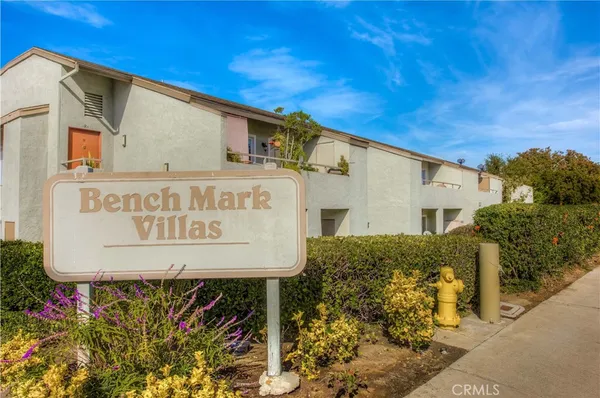 $625,000 | 21931 Rimhurst Drive, Unit 117, Lake Forest, CA 92630