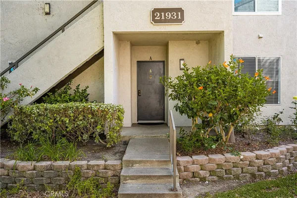 $625,000 | 21931 Rimhurst Drive, Unit 117, Lake Forest, CA 92630