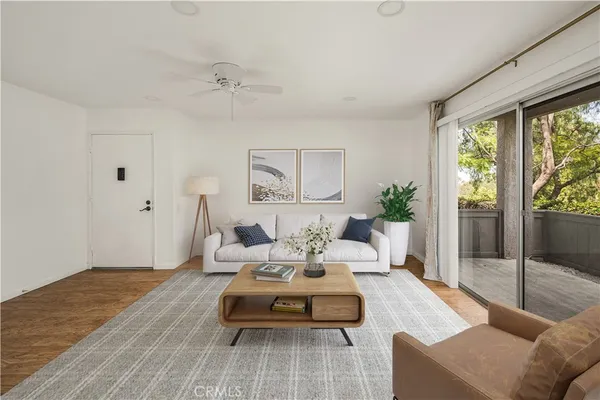 $625,000 | 21931 Rimhurst Drive, Unit 117, Lake Forest, CA 92630