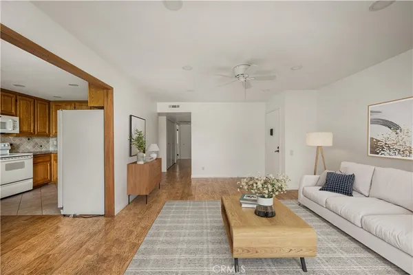 $625,000 | 21931 Rimhurst Drive, Unit 117, Lake Forest, CA 92630