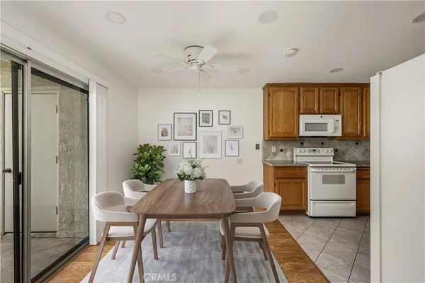 $625,000 | 21931 Rimhurst Drive, Unit 117, Lake Forest, CA 92630