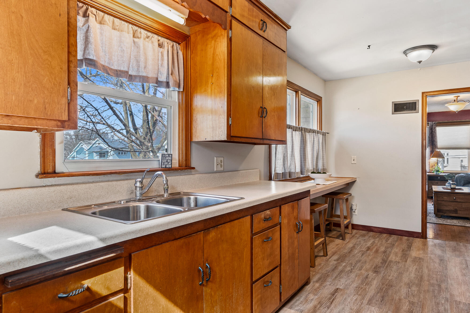 1830 Prospect Street La Crosse, WI 54603 - Photo 11 of 22 15__dsc7496