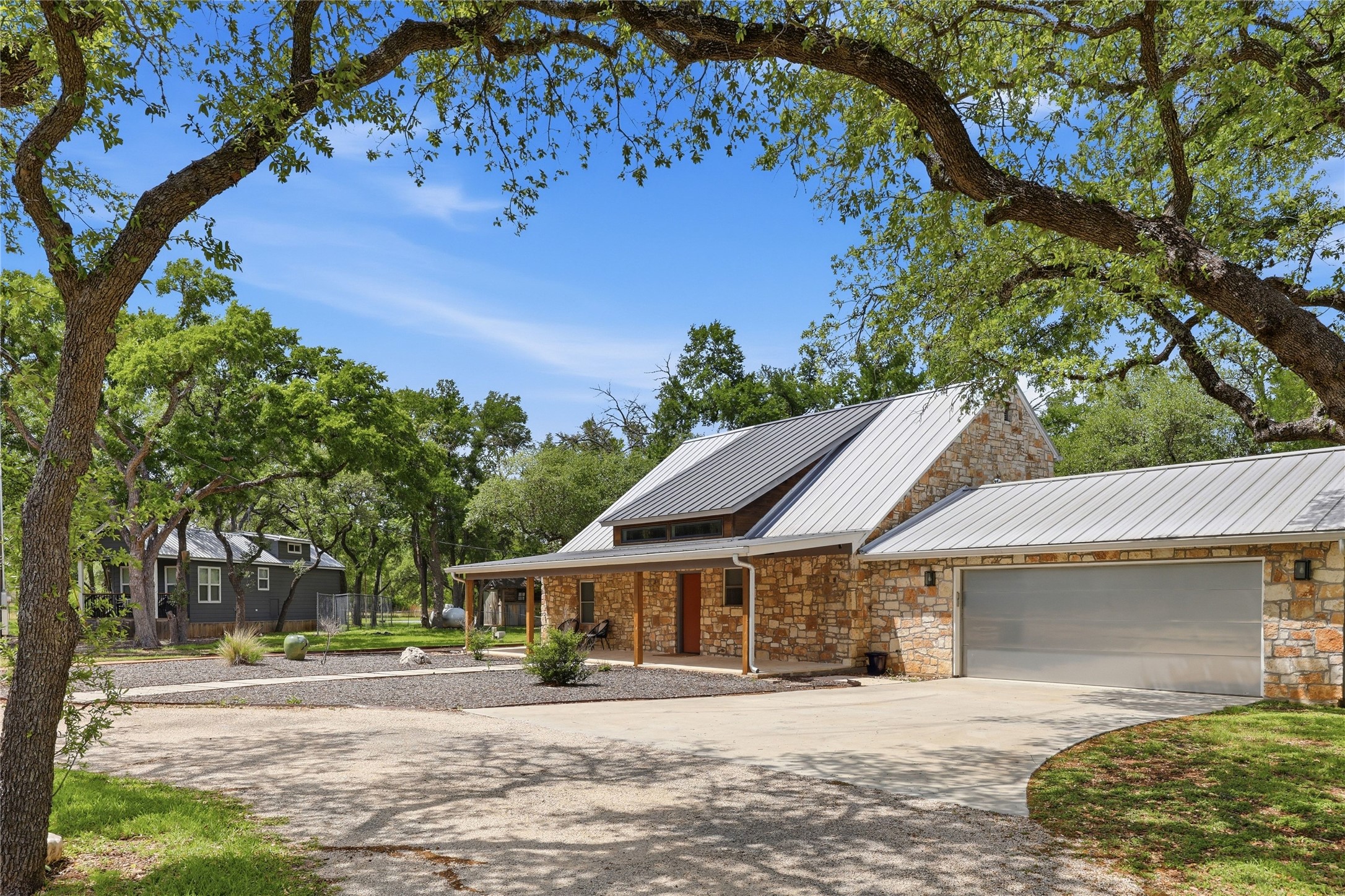 1100 Live Oak Road Leander, TX 78641 - Photo 2 of 40