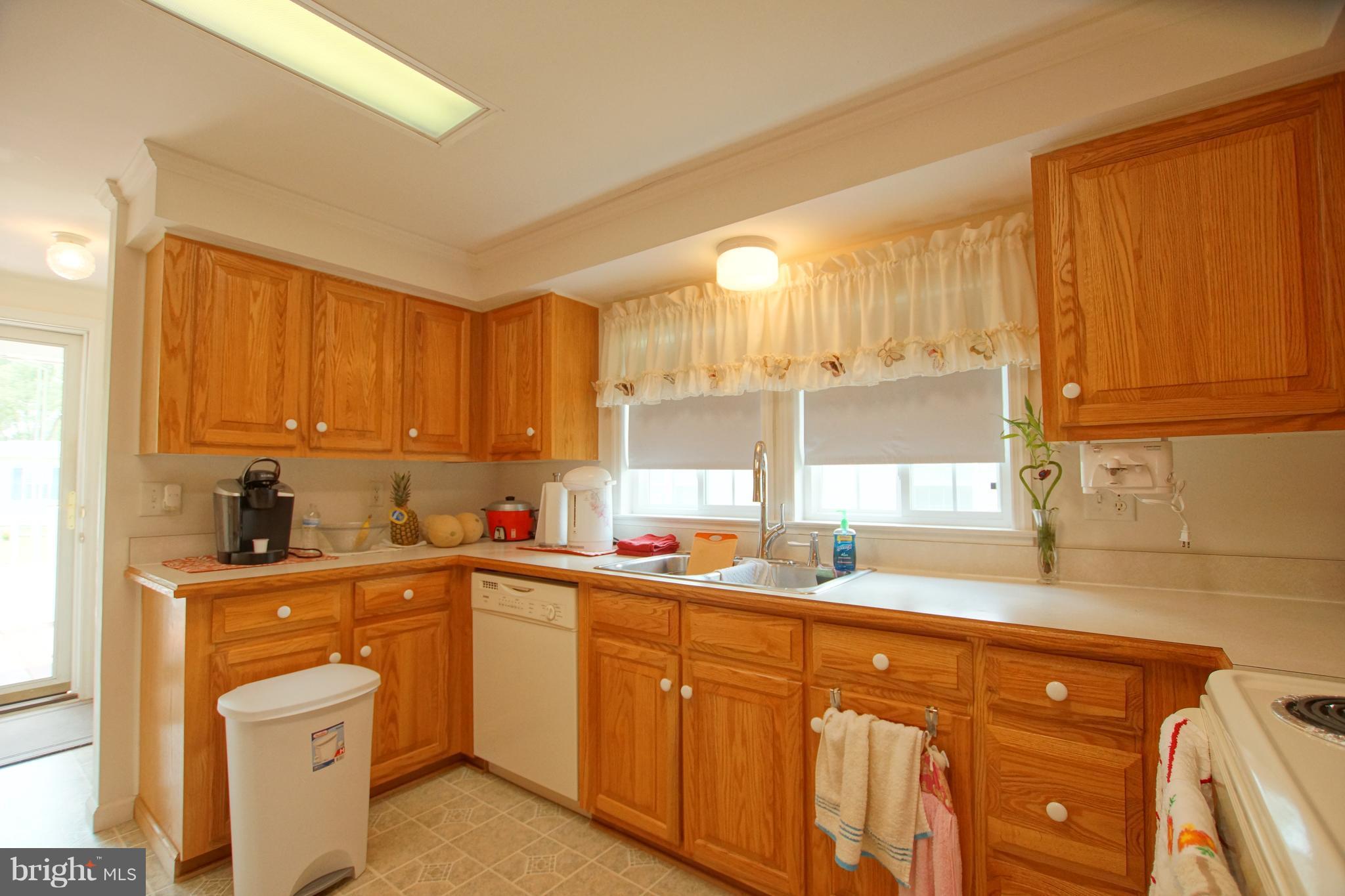10505 Cedarville Road Brandywine, MD 20613 - Photo 7 of 19 Kitchen